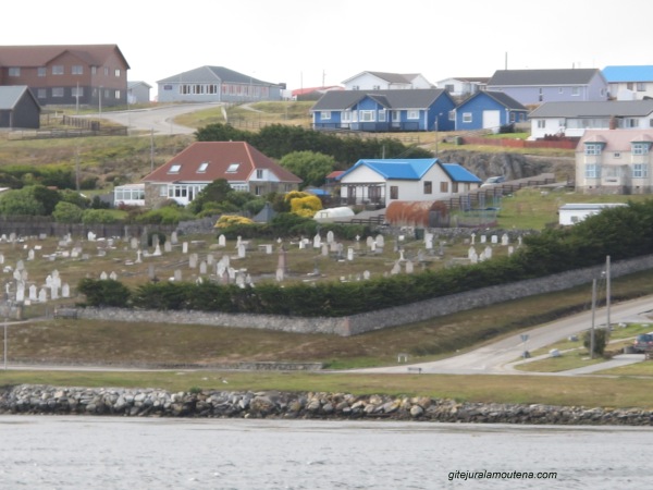 Vue de Port Stanley situé sur île Est des Fakland.